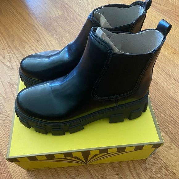 Circus by Sam Edelman Ankle Boots Women’s 10M Black DARIELLE Shoes Lug Sole NIB - Picture 1 of 8